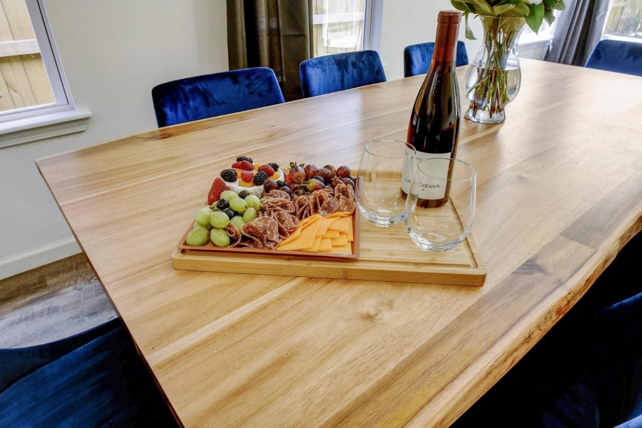 Family Stay! Near Downtown, Coffee Bar, King Bed San Antonio Eksteriør bilde